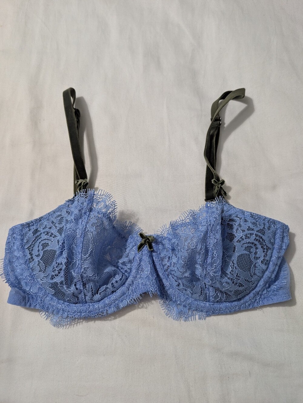 Victorias Secret Dream Angels Lace Push-up Underwire Bra in Periwinkle
